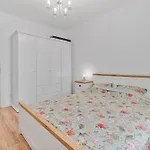 Piperaki High Class בוקרשט