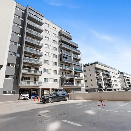 Piperaki High Class Apartment Bucharest